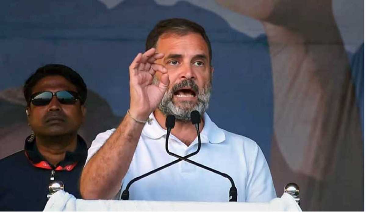 पेपर लीक के खिलाफ छात्रों की आवाज दबा रही है सरकार-राहुल